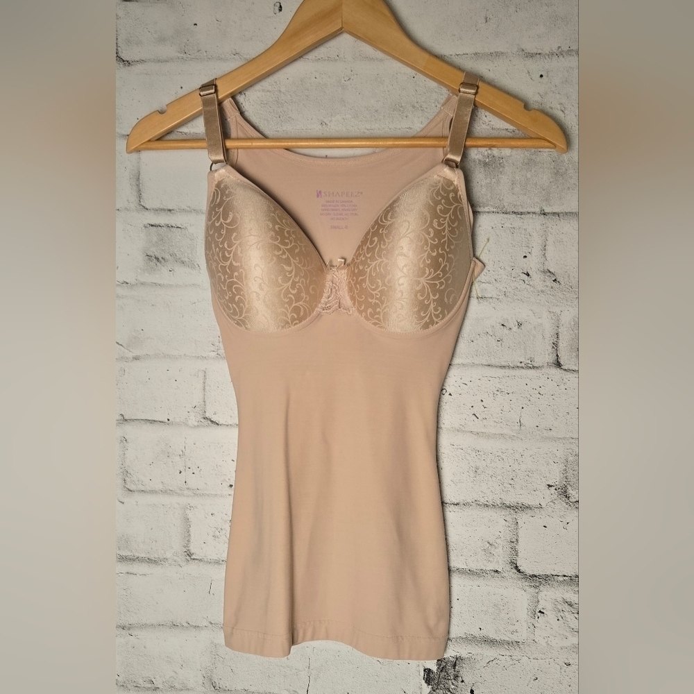 Shapeez Nude Shapewear Cami Built In Bra Tank Small B Seamless